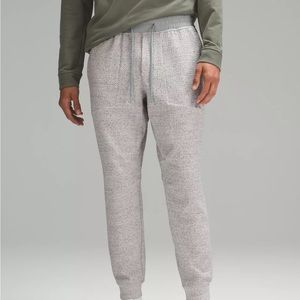 Lululemon At Ease Men Jogger Grey